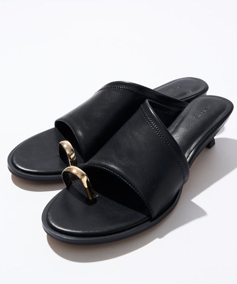  「【LE VERNIS(ル・ベルニ)】Toe ring sandals」|その他|ブラック