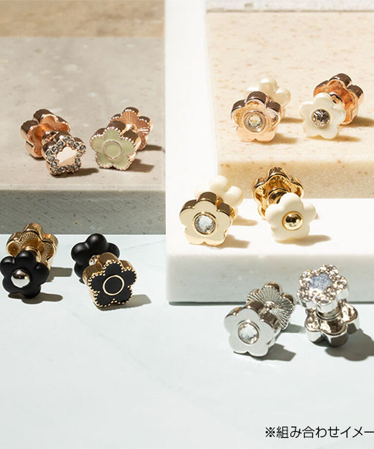 MARY QUANT「パールデイジーデュオ ピアス」|ピアス|
