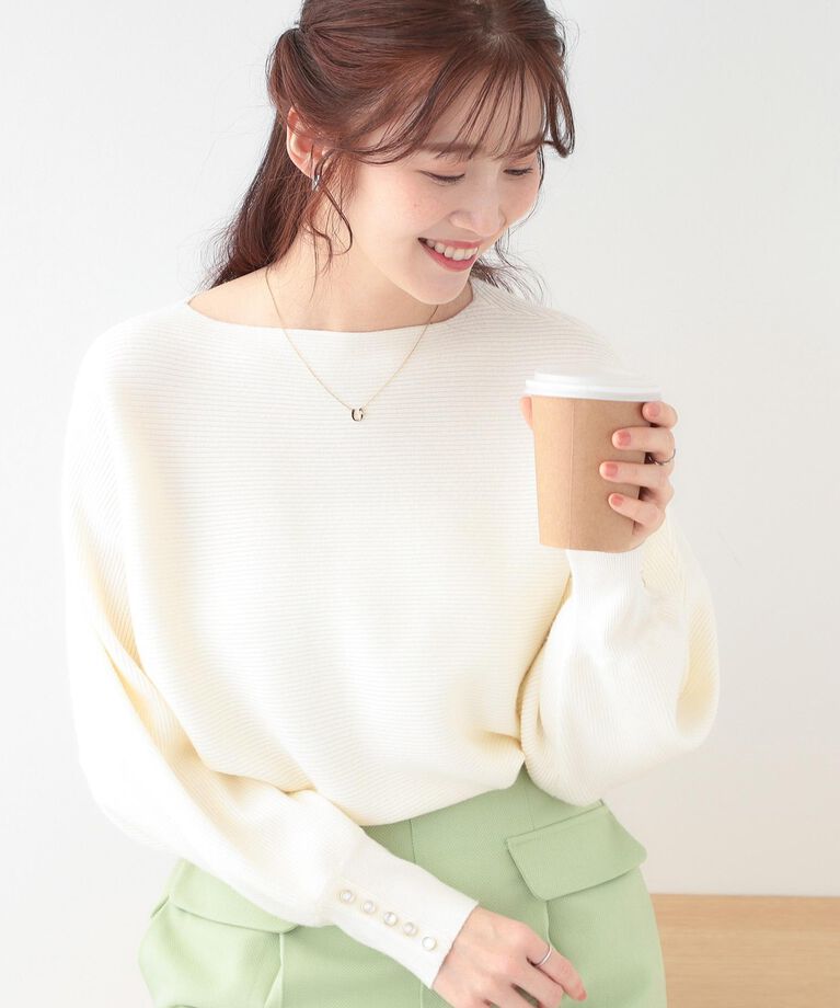 SHOO･LA･RUE「【洗える】大人の上品コーデに お袖ビジュー釦付きリブドルマンニット」|ニット・セーター|オフホワイト(003